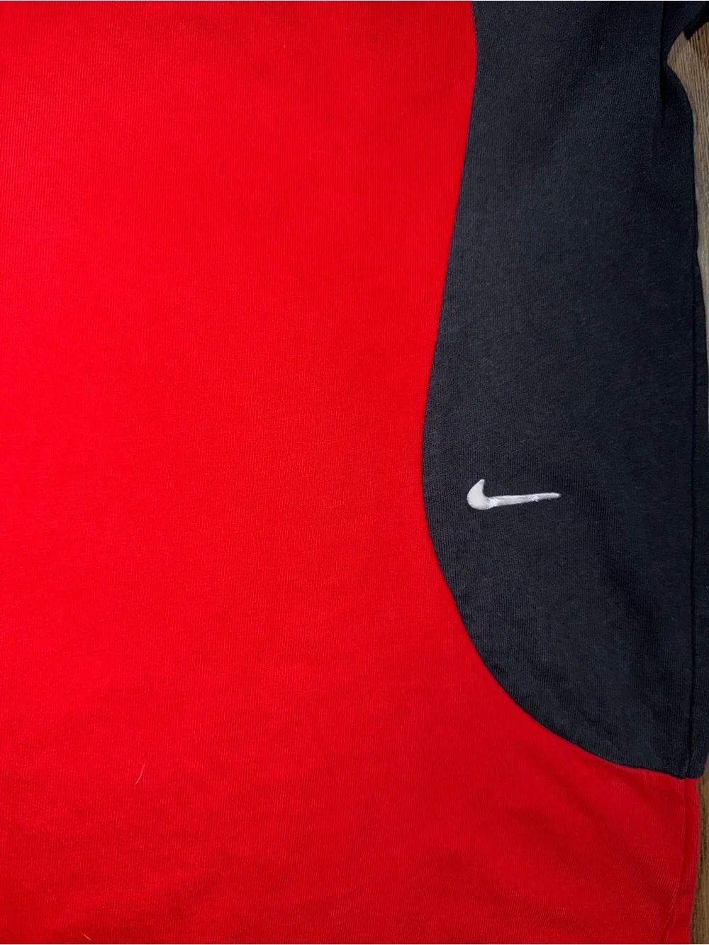 Nike Shirt mens small Red Colorblock Tee Sportswear Color Clash DV9629-857